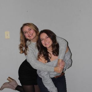 Meet your Posher, Joeli